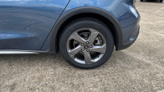 Ford Focus 1.0 EcoBoost 125 Active Auto 5dr Petrol Hatchback